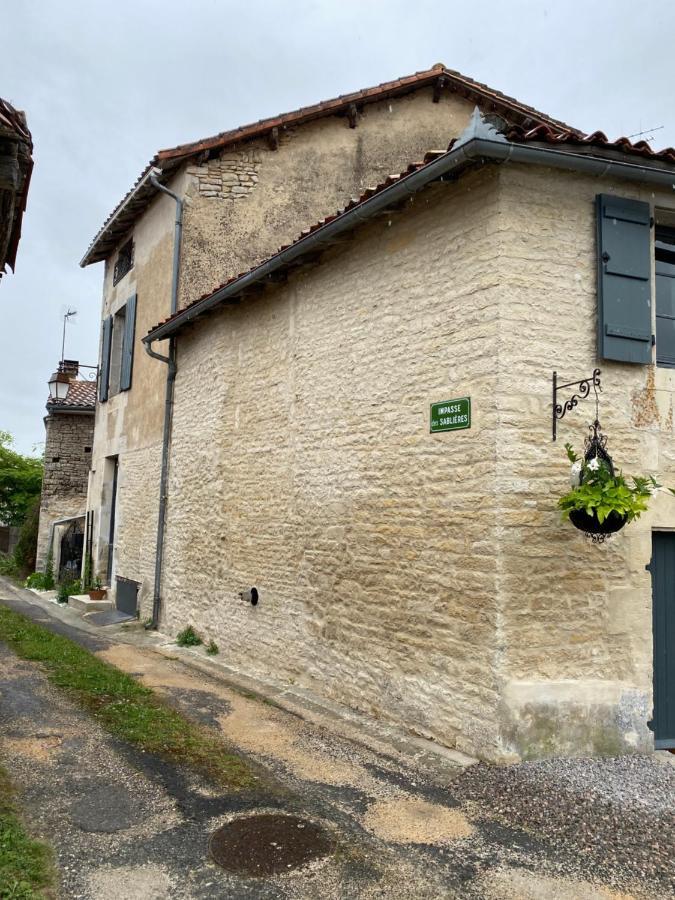 Villa La Cour Blanche à Verteuil-sur-Charente Extérieur photo