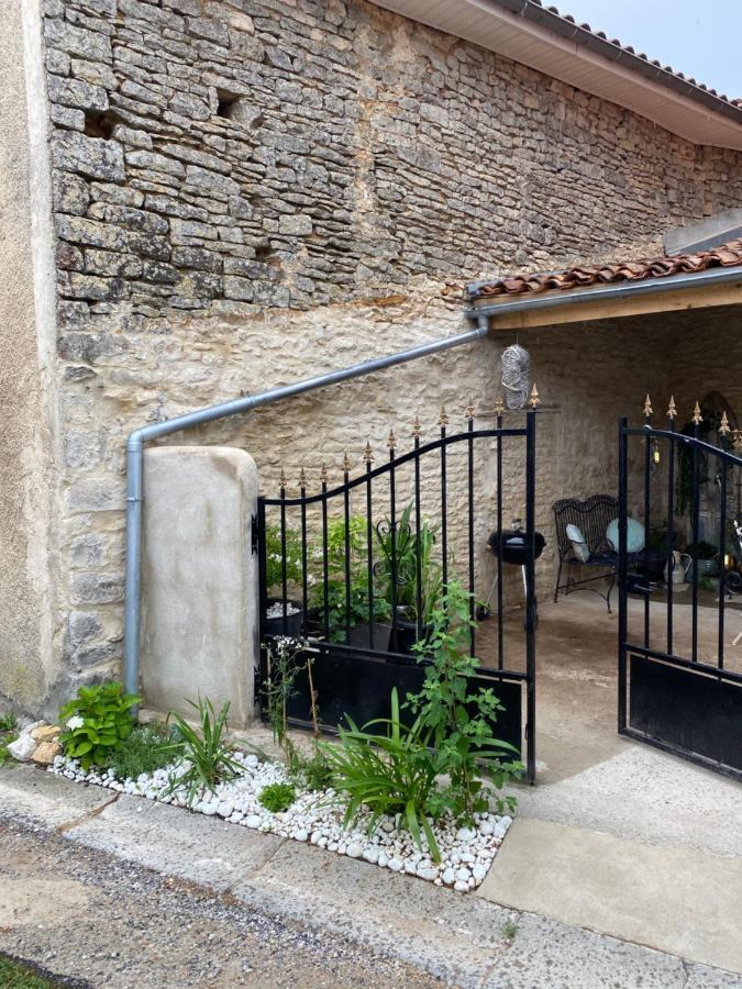 Villa La Cour Blanche à Verteuil-sur-Charente Extérieur photo